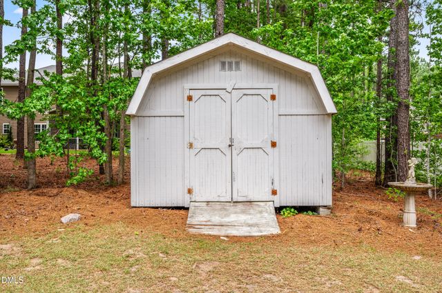 2458 Valley Drive, Clayton, NC 27520