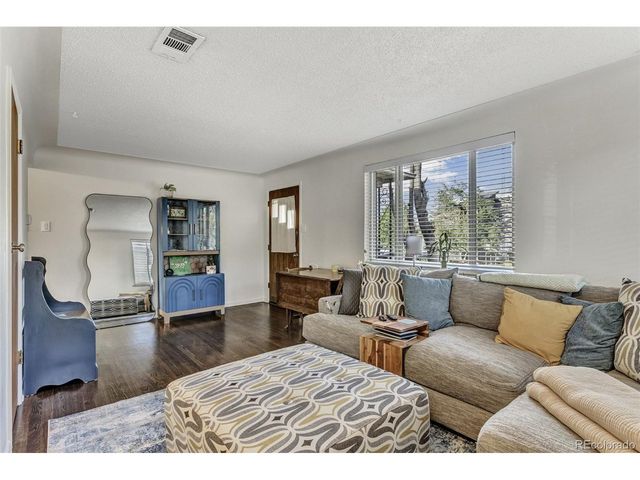 2611 S Logan St 2615, Denver, CO 80210