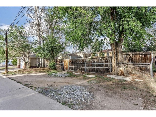 2611 S Logan St 2615, Denver, CO 80210