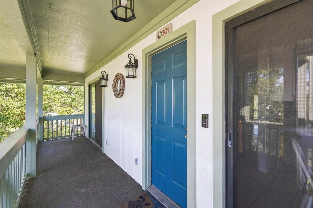 306 74th Ave N Apt 301, Myrtle Beach, SC 29572 — photo 3