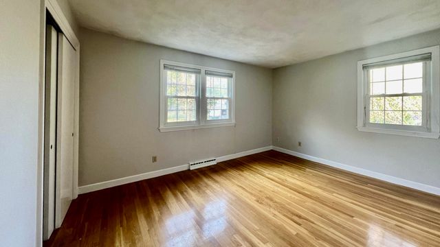 9 Brooks Road 9, Sudbury, MA 01776