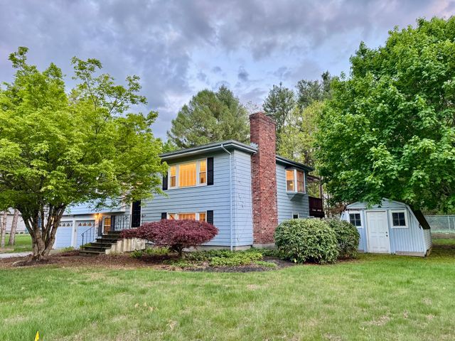 9 Brooks Road 9, Sudbury, MA 01776
