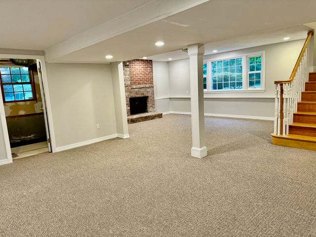 9 Brooks Road 9, Sudbury, MA 01776