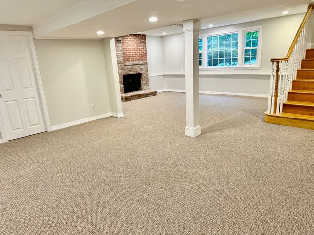 9 Brooks Road 9, Sudbury, MA 01776