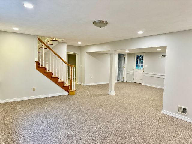 9 Brooks Road 9, Sudbury, MA 01776