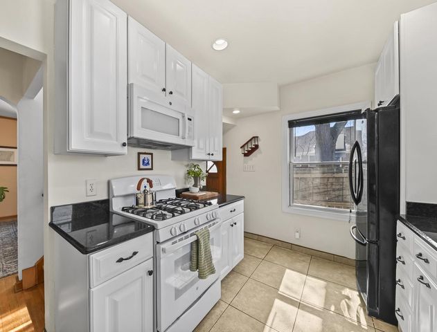 2877 S 46th STREET, Milwaukee, WI 53219