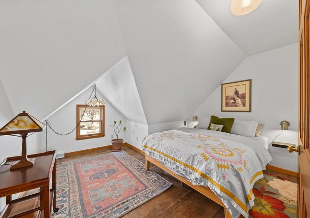 2877 S 46th STREET, Milwaukee, WI 53219