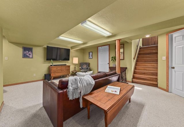 2877 S 46th STREET, Milwaukee, WI 53219