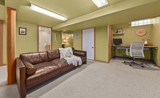 2877 S 46th STREET, Milwaukee, WI 53219