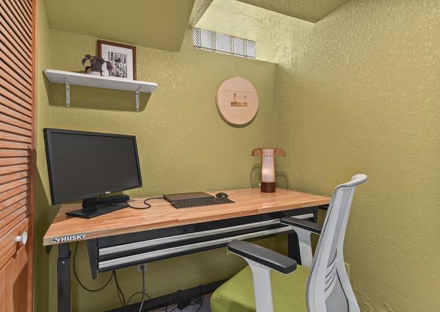 2877 S 46th STREET, Milwaukee, WI 53219