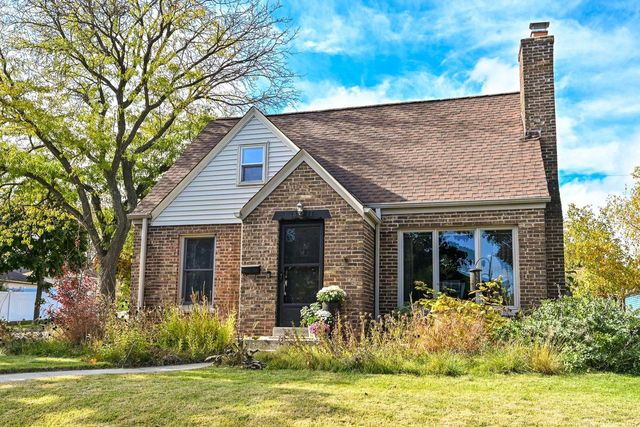 2877 S 46th STREET, Milwaukee, WI 53219