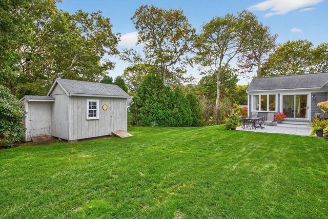 3 Bittersweet Ln, Harwich, MA 02645