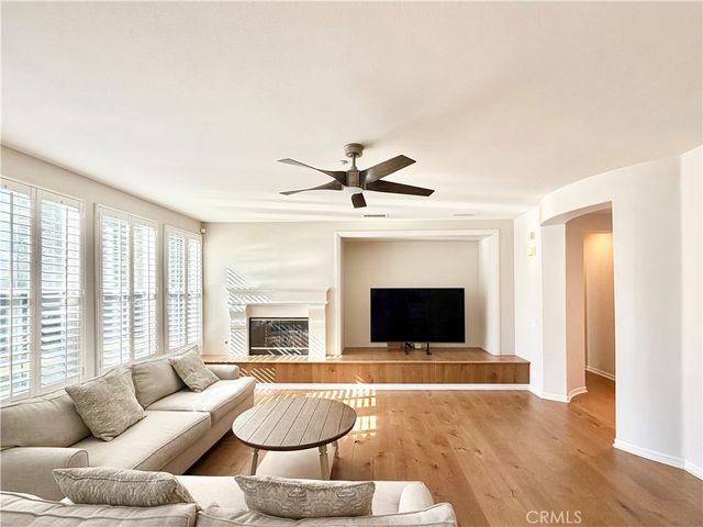 25 New Dawn, Irvine, CA 92620