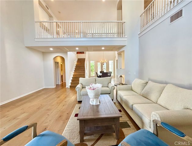 25 New Dawn, Irvine, CA 92620