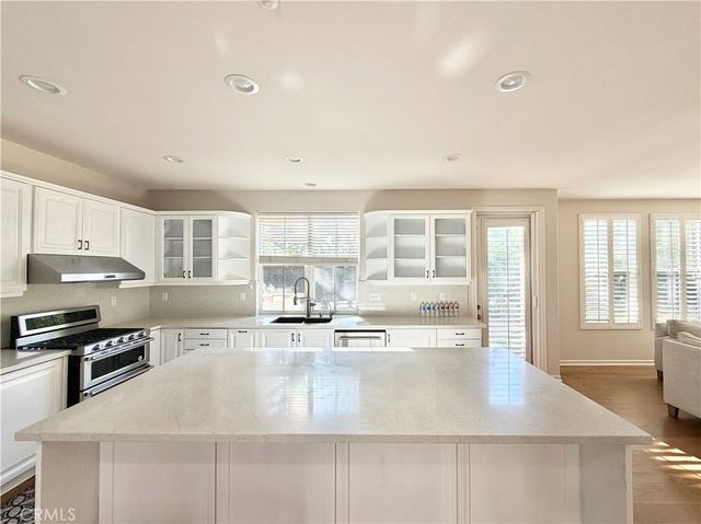 25 New Dawn, Irvine, CA 92620
