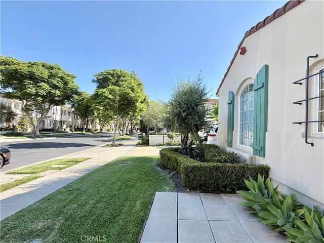 25 New Dawn, Irvine, CA 92620