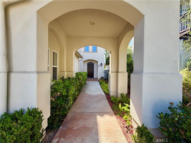 25 New Dawn, Irvine, CA 92620