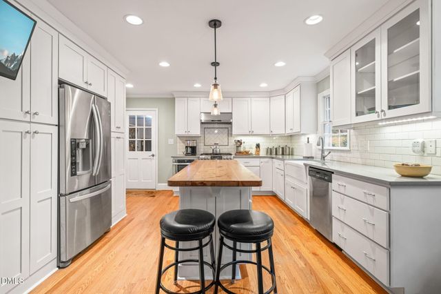 601 Ellynn Drive, Cary, NC 27511