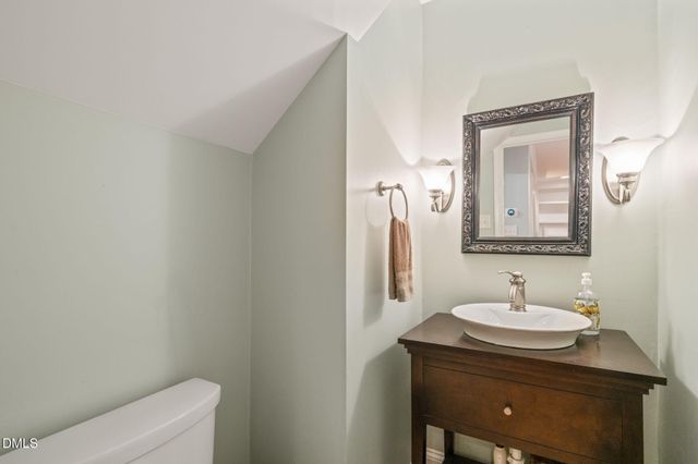 601 Ellynn Drive, Cary, NC 27511