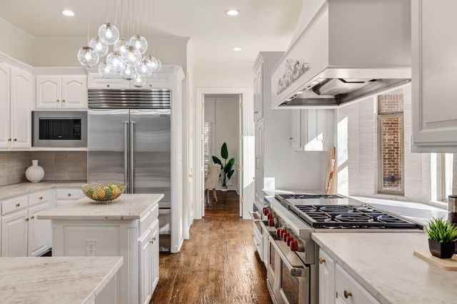 201 Stonington Lane, Colleyville, TX 76034