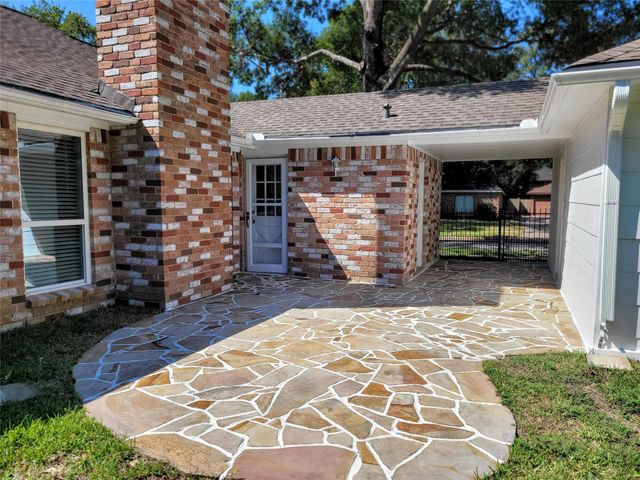 11926 Stillwater Drive, Houston, TX 77070