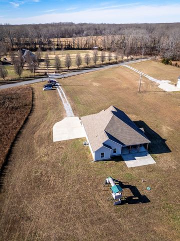 1277 Lecomte Rd, Dickson, TN 37055