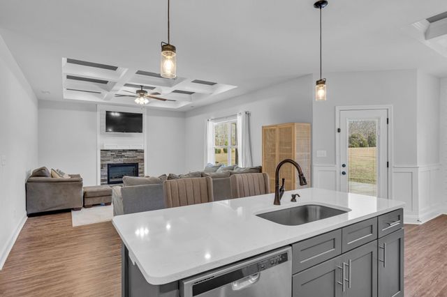 1277 Lecomte Rd, Dickson, TN 37055