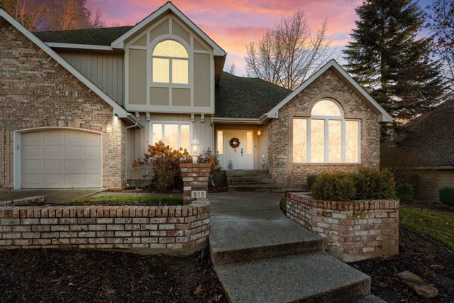 910 E Donegal Ave, Spokane, WA 99223