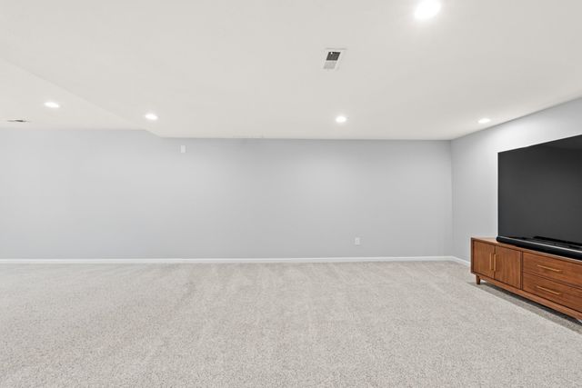 910 E Donegal Ave, Spokane, WA 99223