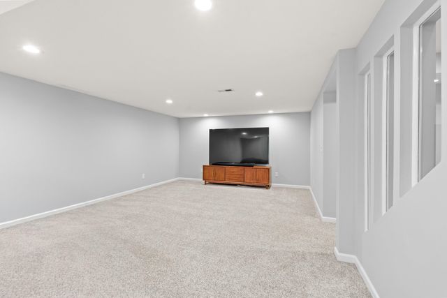 910 E Donegal Ave, Spokane, WA 99223