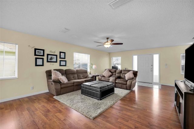 5227 NW 96th Avenue, Sunrise, FL 33351