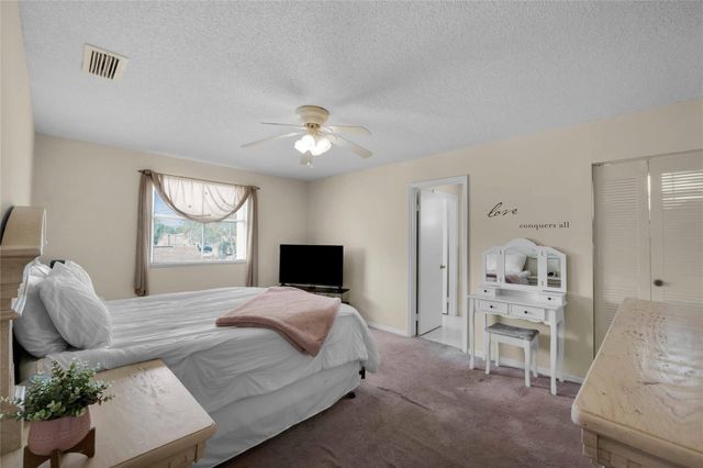 5227 NW 96th Avenue, Sunrise, FL 33351