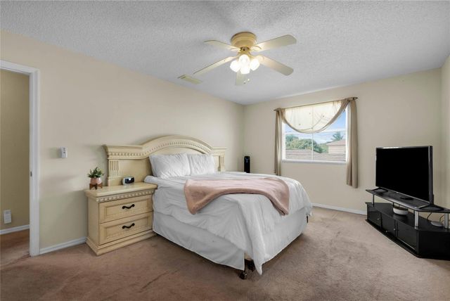 5227 NW 96th Avenue, Sunrise, FL 33351