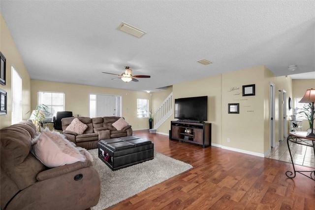 5227 NW 96th Avenue, Sunrise, FL 33351