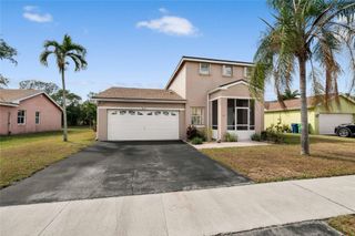 5227 NW 96th Avenue, Sunrise, FL 33351