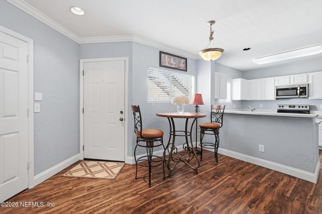 1800 THE GREENS Way 405, Jacksonville Beach, FL 32250