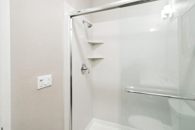 10409 Charles Morris Way, Elk Grove, CA 95757