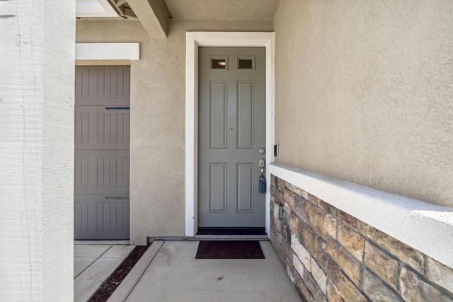 10409 Charles Morris Way, Elk Grove, CA 95757