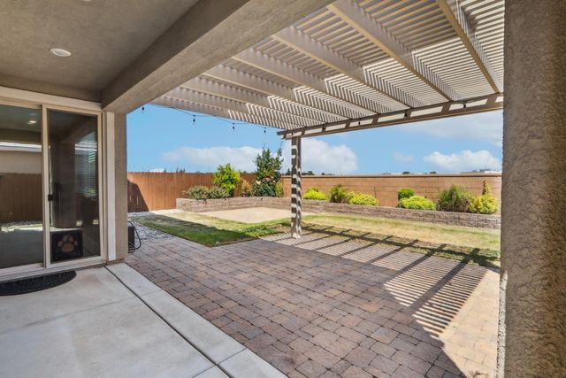 10409 Charles Morris Way, Elk Grove, CA 95757