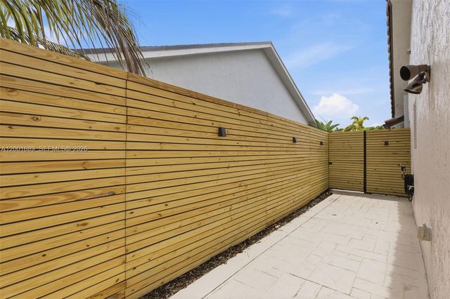 14491 SW 161st St, Miami, FL 33177