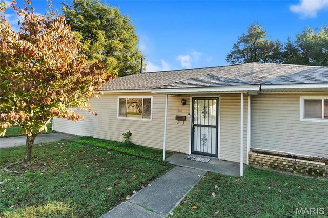 210 Holt Street, Kennett, MO 63857