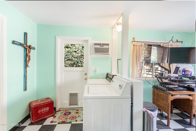 14 Maxfield Avenue, Bisbee, AZ 85603