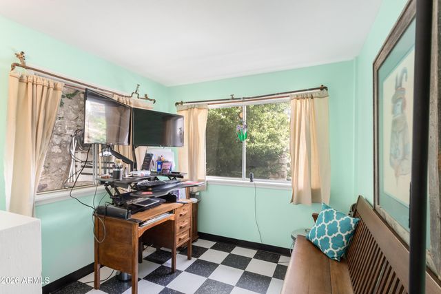 14 Maxfield Avenue, Bisbee, AZ 85603