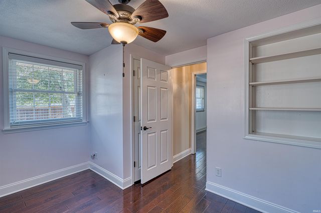 2233 Folsomville Road, Boonville, IN 47601