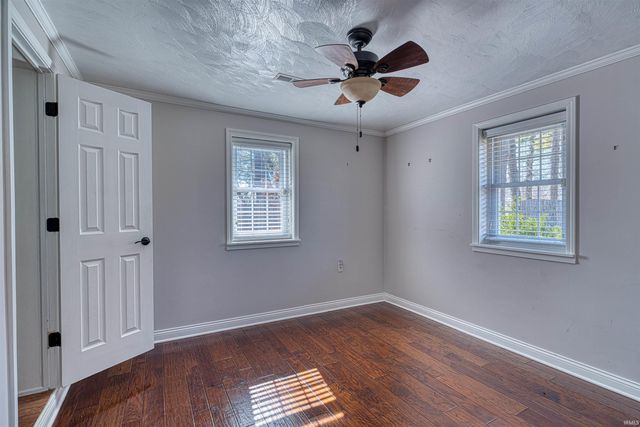 2233 Folsomville Road, Boonville, IN 47601