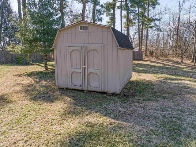 2233 Folsomville Road, Boonville, IN 47601