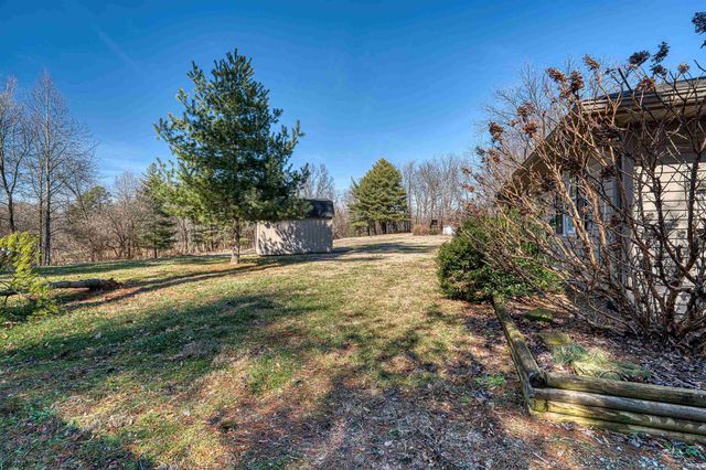2233 Folsomville Road, Boonville, IN 47601