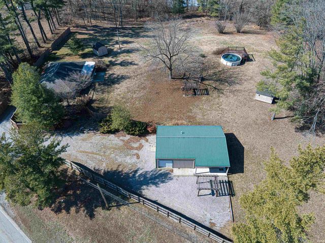 2233 Folsomville Road, Boonville, IN 47601
