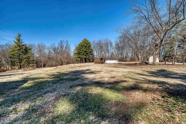 2233 Folsomville Road, Boonville, IN 47601