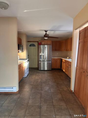 20 Myrtle Avenue, Naugatuck, CT 06770